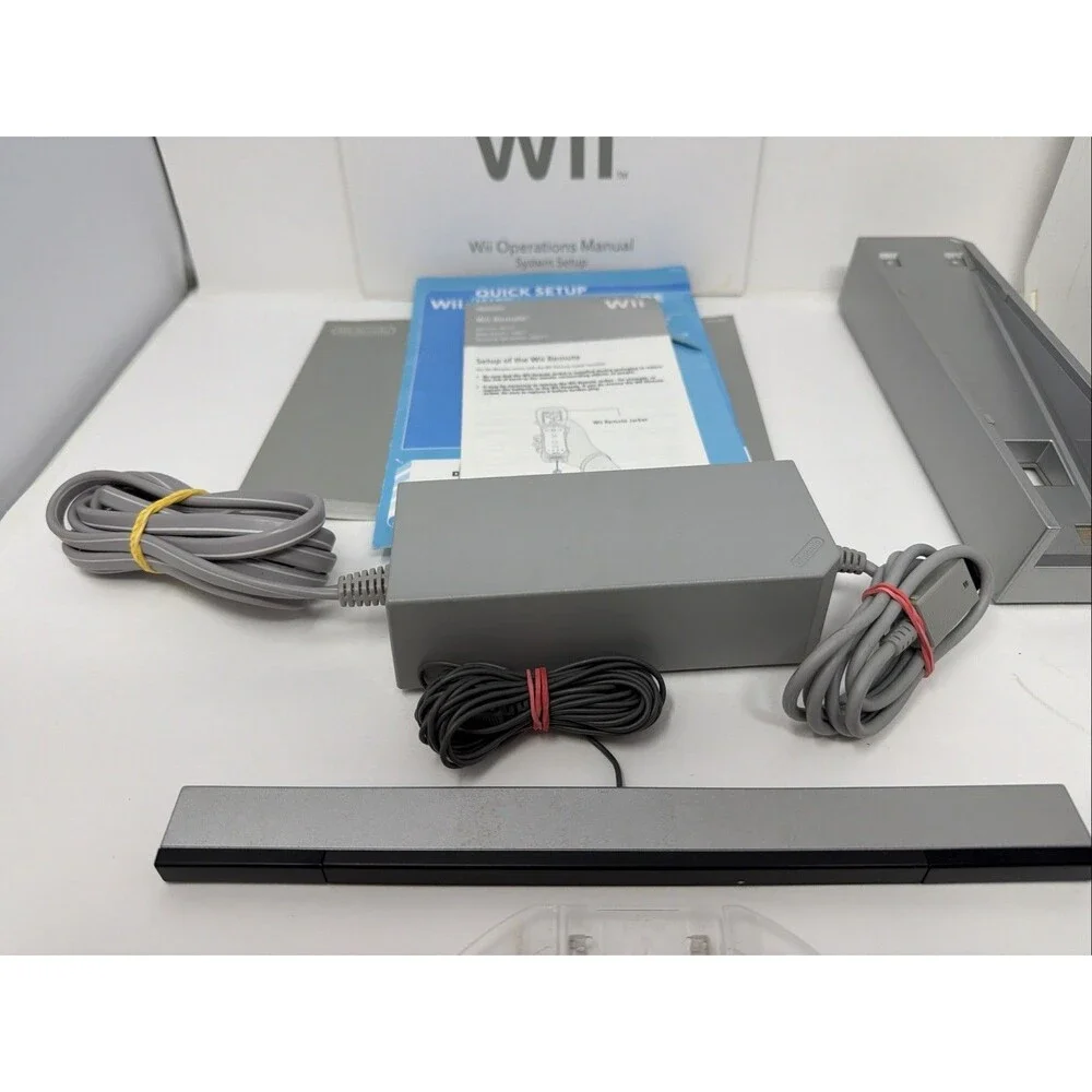 Nintendo Wii RVL-001 White Console Gamecube Compatibility Tested Works bundle